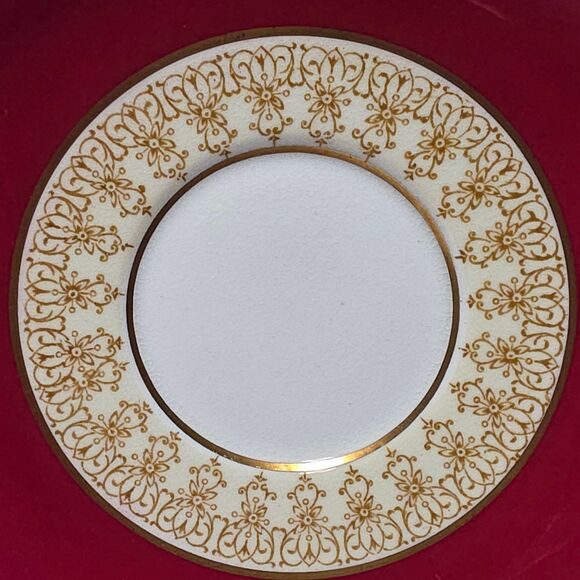 Aynsley Teacup and Saucer Burgundy Vintage - Picture 6 of 9
